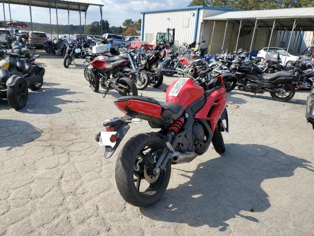 JKAEXEE12CDA03380 - 2012 KAWASAKI EX650 EC RED photo 4