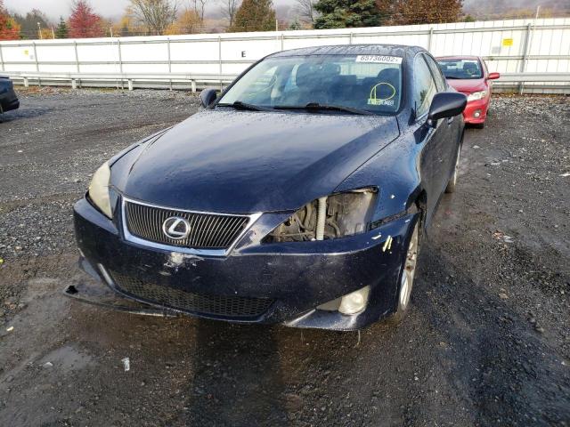 JTHCK262575010286 - 2007 LEXUS IS 250 BLUE photo 9