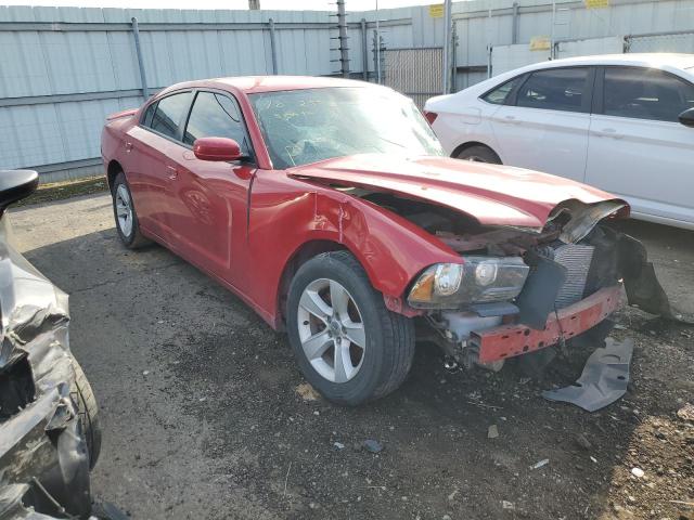 2C3CDXBG2DH622772 - 2013 DODGE CHARGER SE RED photo 1