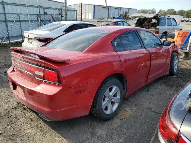2C3CDXBG2DH622772 - 2013 DODGE CHARGER SE RED photo 4