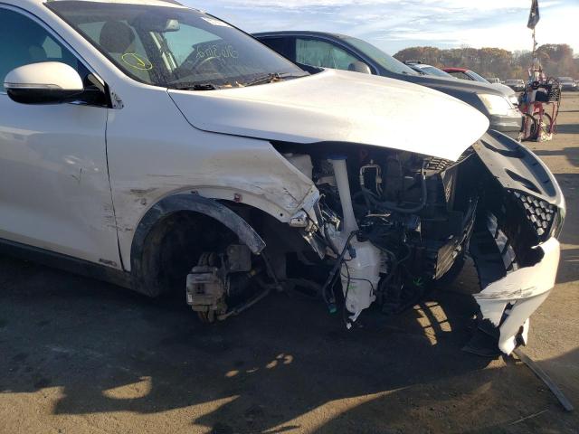 5XYPGDA39KG439169 - 2019 KIA SORENTO L WHITE photo 9