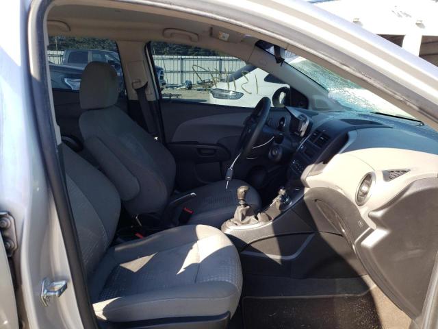 1G1JB6SH5G4149357 - 2016 CHEVROLET SONIC LS SILVER photo 5