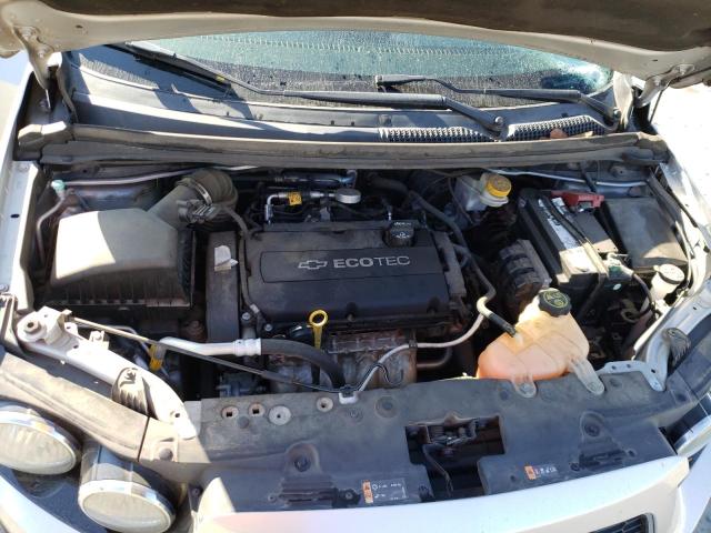 1G1JB6SH5G4149357 - 2016 CHEVROLET SONIC LS SILVER photo 7