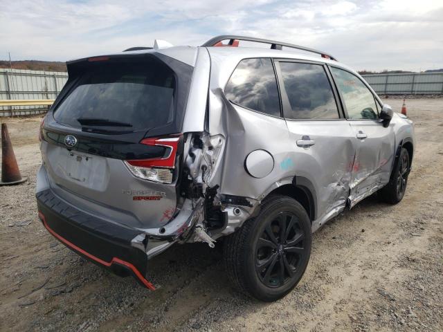 JF2SKALC8LH417100 - 2020 SUBARU FORESTER S SILVER photo 4