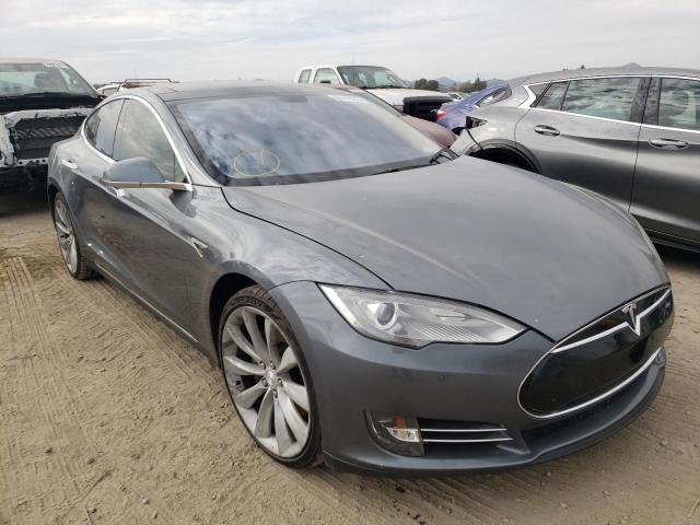 5YJSA1S16EFP32627 - 2014 TESLA MODEL S Մոխրագույն լուսանկար 1