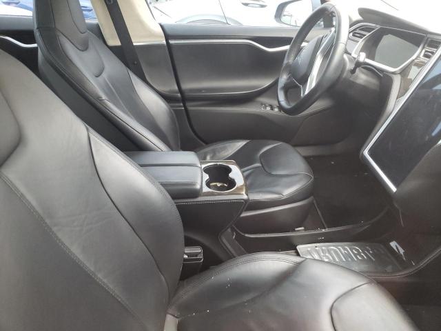 5YJSA1S16EFP32627 - 2014 TESLA MODEL S Մոխրագույն լուսանկար 4