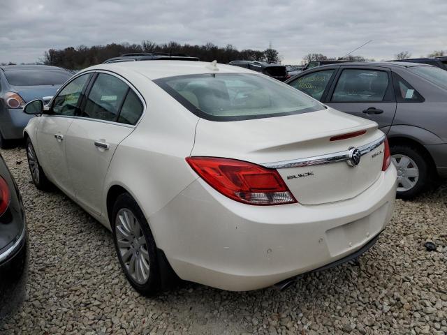 2G4GS5EV2C9135335 - 2012 BUICK REGAL PREM WHITE photo 3