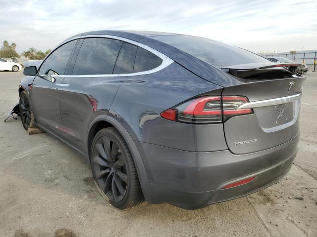 5YJXCAE29JF143442 - 2018 TESLA MODEL X GRAY photo 3