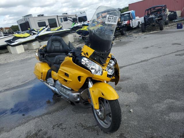 1HFSC47035A410957 - 2005 HONDA GL1800 YELLOW photo 1