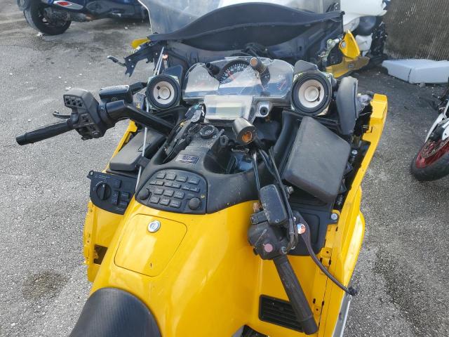 1HFSC47035A410957 - 2005 HONDA GL1800 YELLOW photo 5