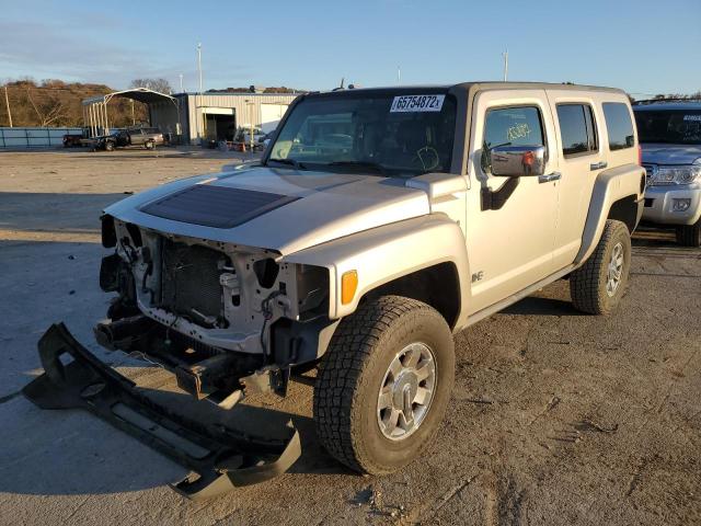 5GTEN13E198111989 - 2009 HUMMER H3 BEIGE photo 2