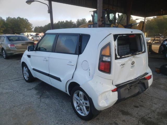 KNDJT2A25B7303955 - 2011 KIA SOUL WHITE photo 3