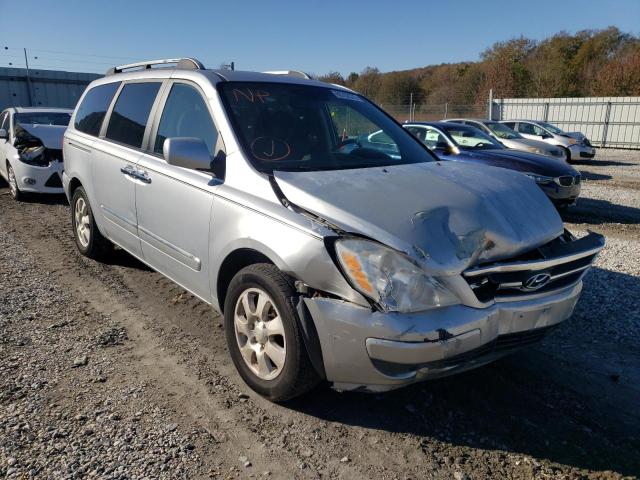 KNDMC233376026173 - 2007 HYUNDAI ENTOURAGE SILVER photo 1