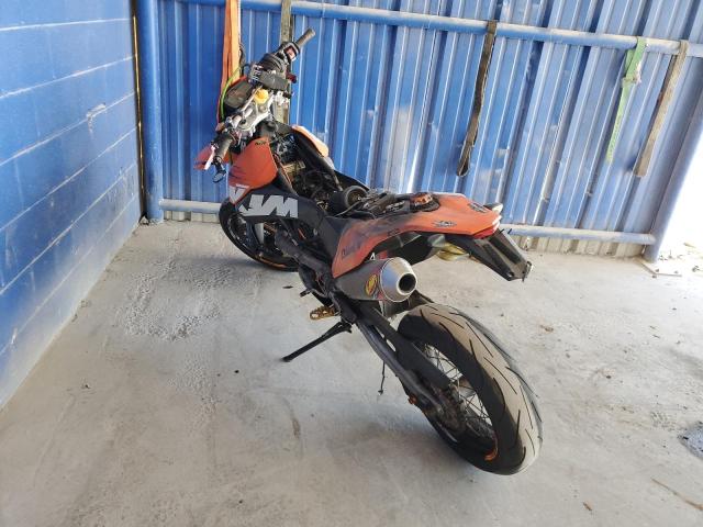 VBKLSS40X9M727289 - 2009 KTM 690 SMC ORANGE photo 3