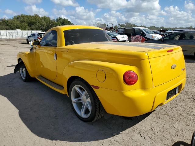 1GCES14P84B106963 - 2004 CHEVROLET SSR 黄色 照片 3