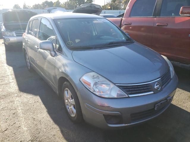 3N1BC13E89L418189 - 2009 NISSAN VERSA SILVER photo 1