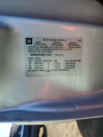 1GNUKJE35AR117419 - 2010 CHEVROLET SUBURBAN K SILVER photo 10