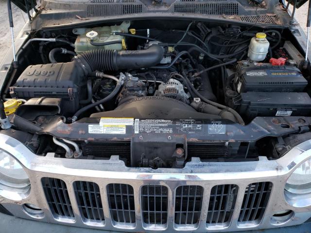 1J4GL58K45W520869 - 2004 JEEP LIBERTY GREEN photo 7