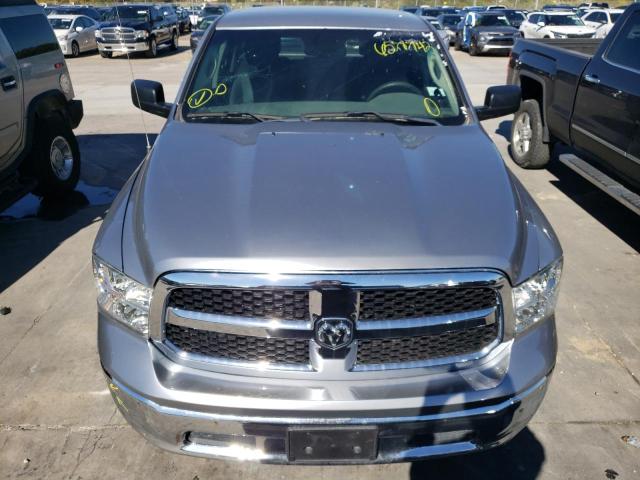 1C6RR6FG4KS630106 - 2019 RAM 1500 CLASS SILVER photo 5