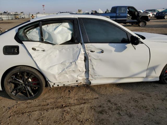 3MW5U7J03N8C38338 - 2022 BMW M340I WHITE photo 9