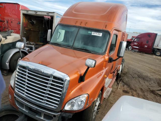 1FUJGLDR8DSBS2783 - 2013 FREIGHTLINER CASCADIA 1 ORANGE photo 2