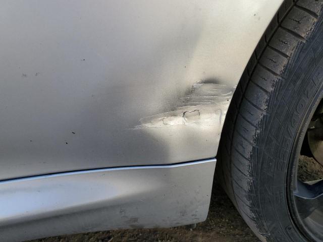 JTKDE177760064873 - 2006 TOYOTA SCION TC SILVER photo 9