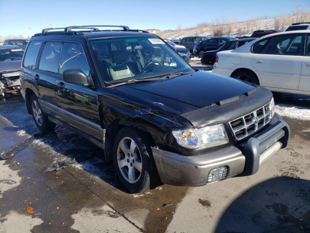 JF1SF6553XH736821 - 1999 SUBARU FORESTER S შავი ფოტო 4