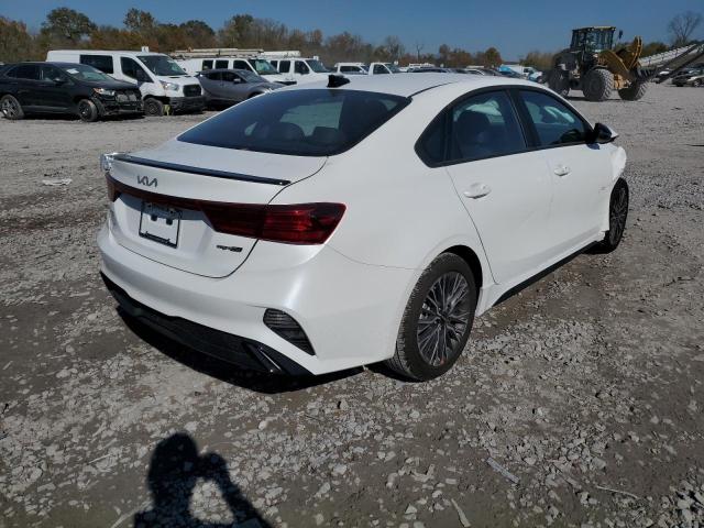 3KPF54AD2PE523459 - 2023 KIA FORTE GT L WHITE photo 4