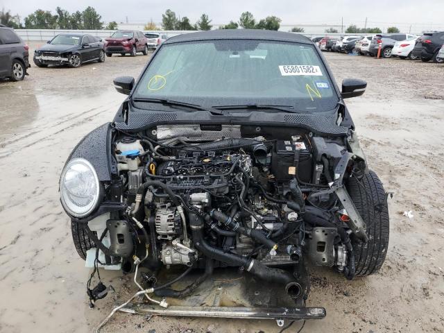 3VW5DAAT5JM505326 - 2018 VOLKSWAGEN BEETLE S BLACK photo 9