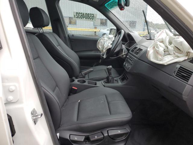 WBXPA73454WA77684 - 2004 BMW X3 2.5I WHITE photo 5