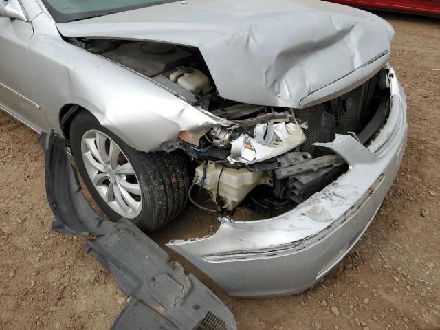 KMHFC46FX6A050939 - 2006 HYUNDAI AZERA SE SILVER photo 9