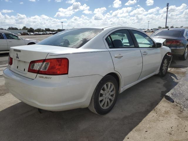 4A32B2FF6BE012442 - 2011 MITSUBISHI GALANT FE WHITE photo 4