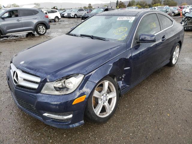 WDDGJ4HB0CF738039 - 2012 MERCEDES-BENZ C CLASS BLUE photo 2