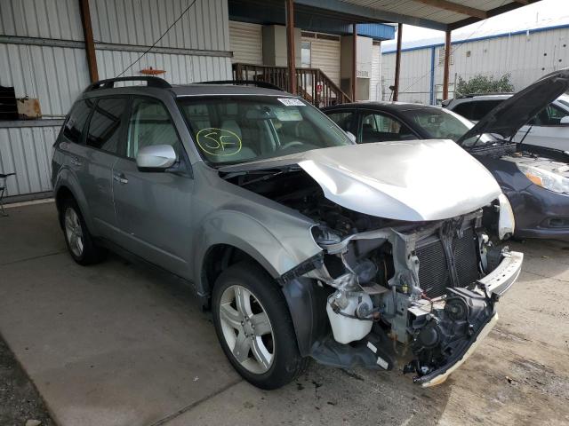 JF2SH6CC5AH760911 - 2010 SUBARU FORESTER X SILVER photo 1