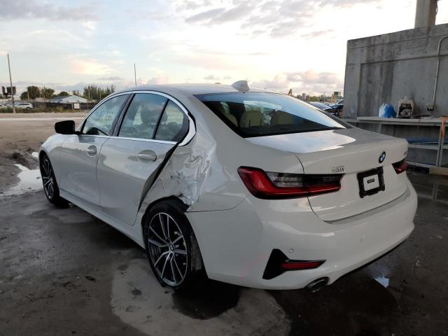 3MW5R1J09L8B07085 - 2020 BMW 330I WHITE photo 3