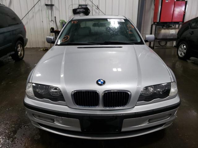 WBAAN37461NJ13078 - 2001 BMW 3 SERIES SILVER photo 9