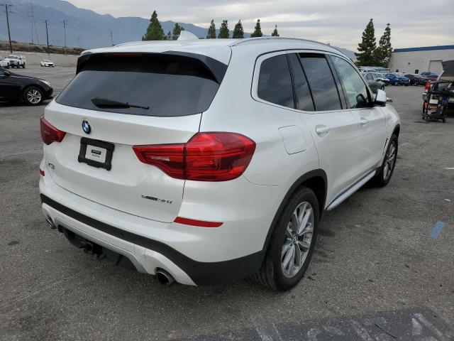 5UXTR7C54KLR52745 - 2019 BMW X3 SDRIVE3 WHITE photo 4