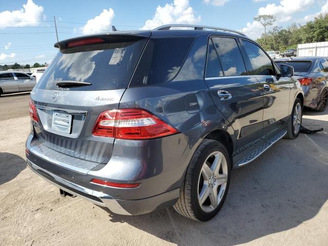 4JGDA5GBXFA501754 - 2015 MERCEDES-BENZ ML 400 4MA GRAY photo 4