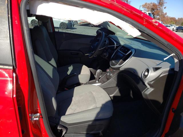 1G1JB5SH4H4121206 - 2017 CHEVROLET SONIC LS RED photo 5