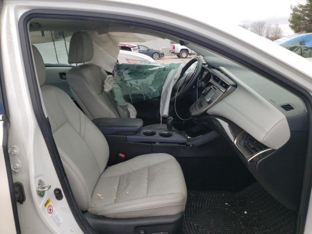 4T1BK1EB7FU187768 - 2015 TOYOTA AVALON XLE WHITE photo 5