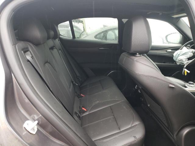 ZASPAKBN3N7D26185 - 2022 ALFA ROMEO STELVIO TI GRAY photo 11
