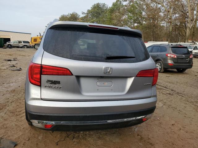 5FNYF5H95HB024079 - 2017 HONDA PILOT TOUR SILVER photo 6