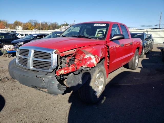 1D7HW28N15S205213 - 2005 DODGE DAKOTA QUA RED photo 2