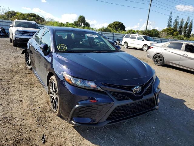 4T1S11AK7NU683998 - 2022 TOYOTA CAMRY NIGH BLUE photo 1