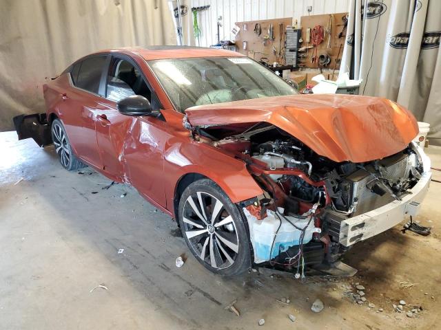 1N4BL4CVXLN305310 - 2020 NISSAN ALTIMA SR ORANGE photo 1