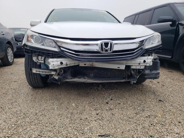 1HGCR3F85HA006028 - 2017 HONDA ACCORD EXL WHITE photo 9