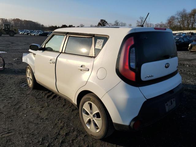 KNDJN2A24F7221182 - 2015 KIA SOUL WHITE photo 3