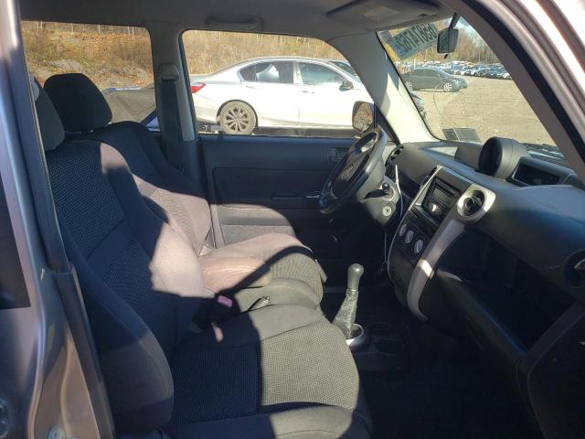 JTLKT334264039422 - 2006 TOYOTA SCION XB ნაცრისფერი ფოტო 5