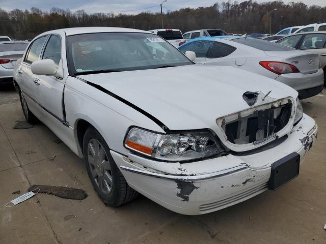 1LNHM81W85Y661899 - 2005 LINCOLN TOWN CAR S WHITE photo 1