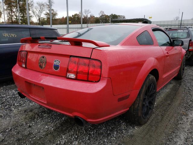 1ZVFT82H875341790 - 2007 FORD MUSTANG GT RED photo 4